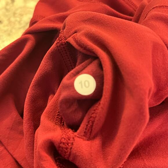 Lululemon Maroon Cropped Leggings - Size 10 - Picture 6 of 6